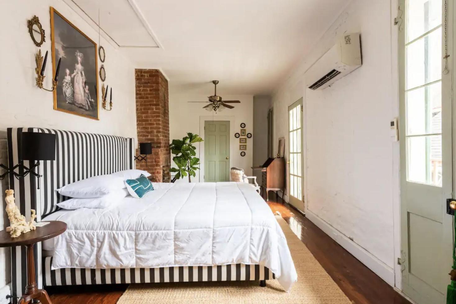 Chic Near The Lower French Quarter *